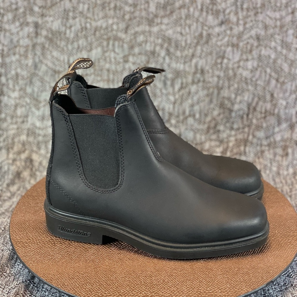 Blundstone 063 Chelsea Boots Women's size US 9.5